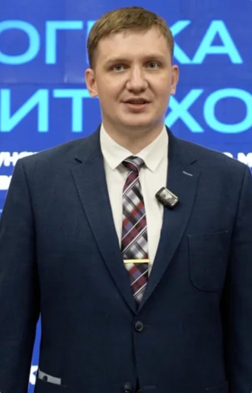 Станислав Панов